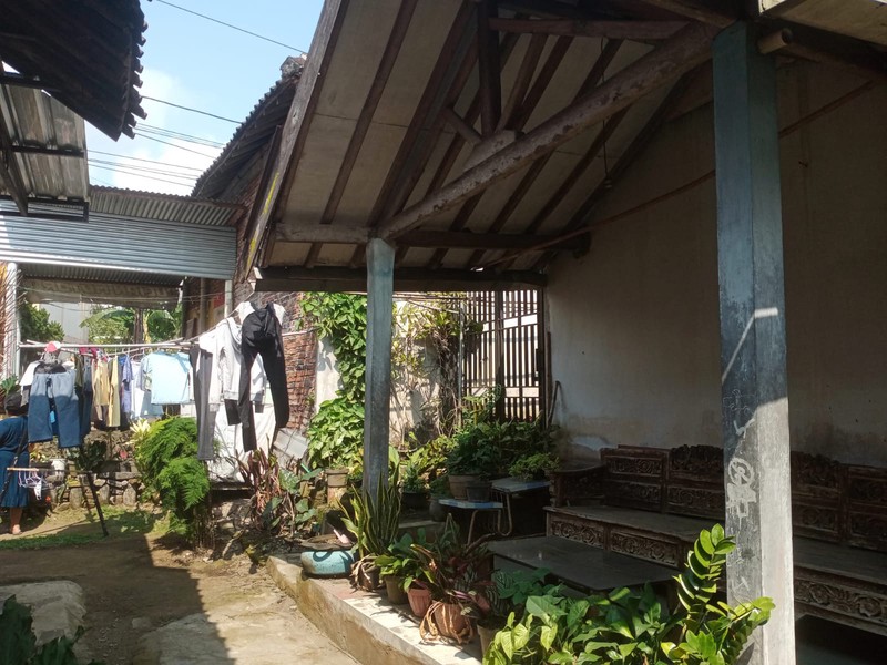 Ruang Usaha & Rumah Strategis Di Jalan Magelang Magelang-Jogja, Blondo, Magelang
