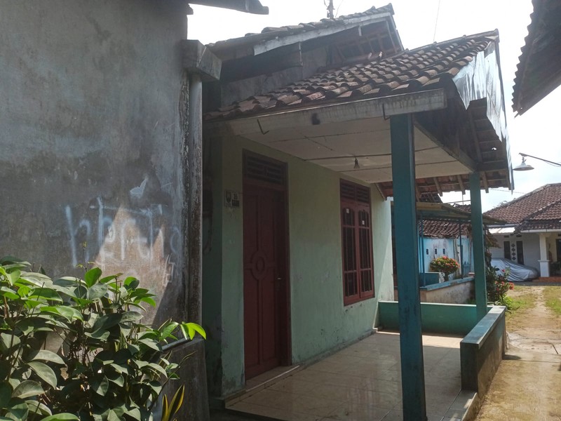 Ruang Usaha & Rumah Strategis Di Jalan Magelang Magelang-Jogja, Blondo, Magelang