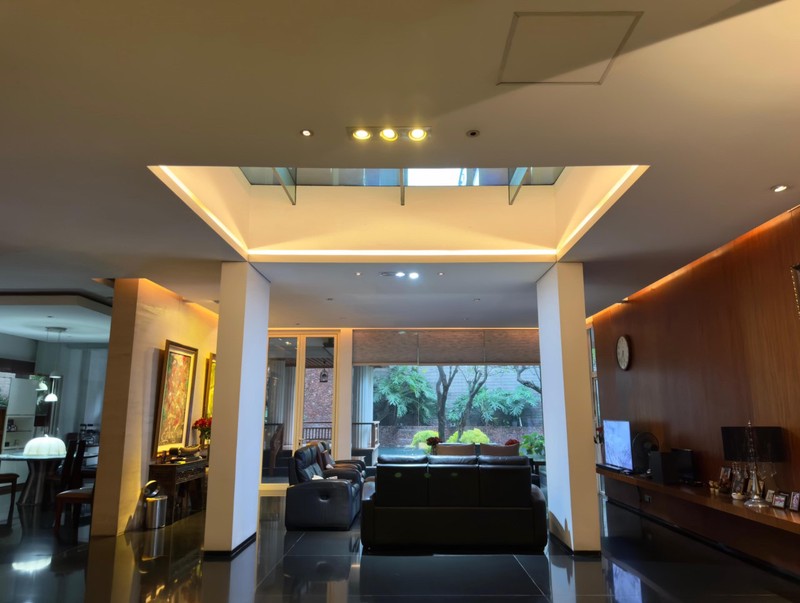 Dijual Rumah Metro Pondok Indah