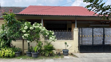 RUMAH SIAP HUNI DALAM KOMPLEK DI JATI ASIH BEKASI