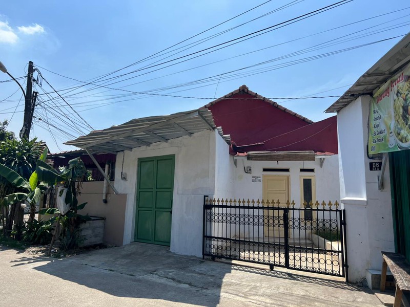 RUMAH SIAP HUNI DALAM KOMPLEK DI JATI ASIH BEKASI