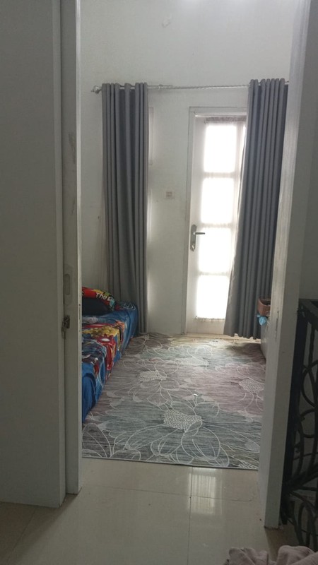 Rumah Bergaya American Classic 2,5 Lantai di Cibiru