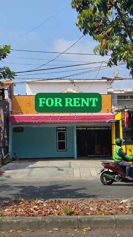 1 572. Jual/Sewa Rumah siap huni Darmo baru barat cocok untuk usaha