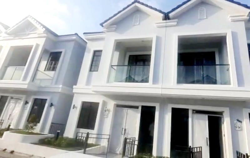 Rumah Bagus Di Lavon 2, Cluster Viridia Cikupa Tangerang