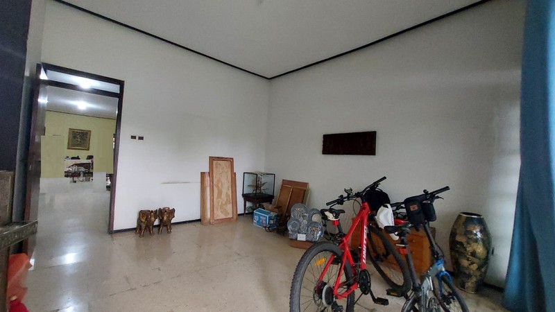 Rumah 1 Lantai Murah Hitung tanah, di Kesehatan Bintaro Jakarta Selatan