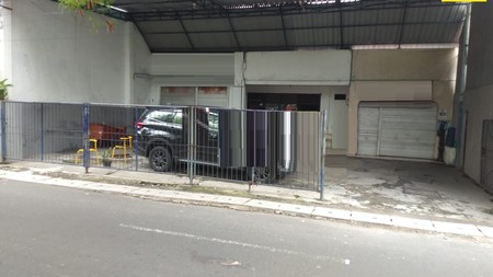 Dijual Rumah di Jalan Kedung Tarukan Surabaya