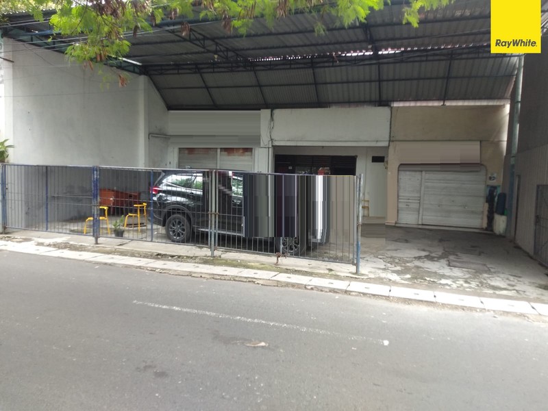 Dijual Rumah di Jalan Kedung Tarukan Surabaya