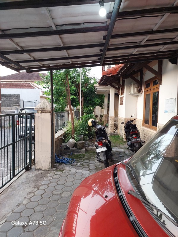 Miliki Rumah Kost Semi Furnish 26 Kamar Tidur Lokasi Dekat Kampus STIE YKPN, Caturtunggal, Depok, Sleman