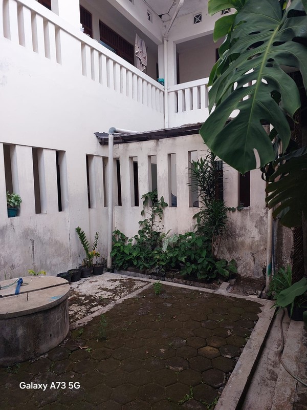 Miliki Rumah Kost Semi Furnish 26 Kamar Tidur Lokasi Dekat Kampus STIE YKPN, Caturtunggal, Depok, Sleman