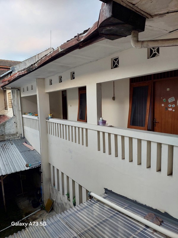 Miliki Rumah Kost Semi Furnish 26 Kamar Tidur Lokasi Dekat Kampus STIE YKPN, Caturtunggal, Depok, Sleman