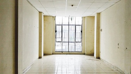 Ruko gandeng 3, siap pakai, potensial, lokasi strategis, pusat bisnis di Ketapang, Krukut , Jakarta Barat