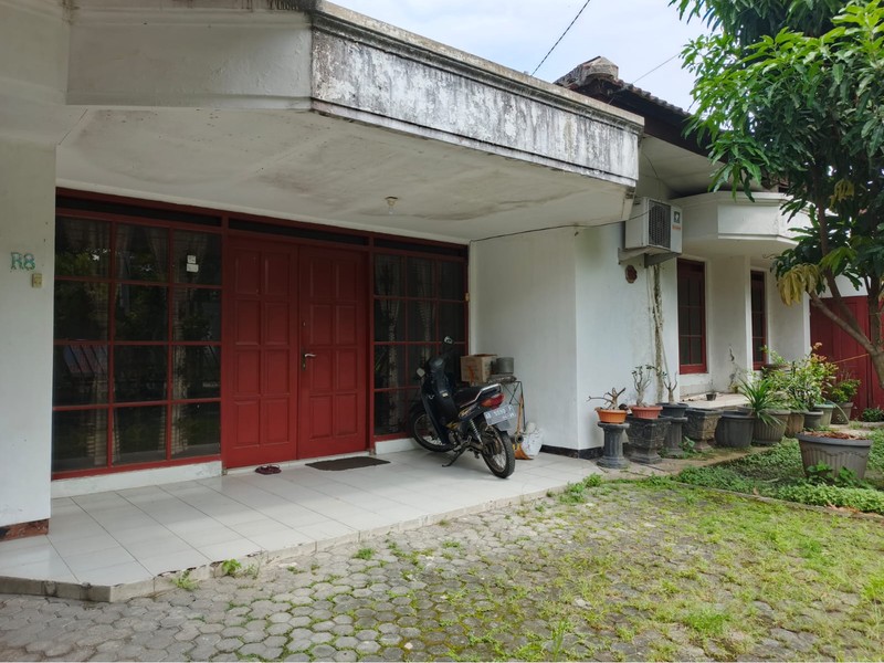 Rumah 5 Kamar Tidur Dalam Perum Green Garden Lokasi Dekat Manna Kampus Godean