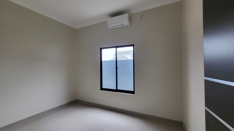 Rumah Baru Siap Huni 2 Lantai di Melati Mas Dekat Tol