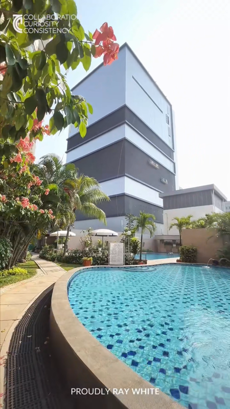 PENTHOUSE MEWAH di BEVERLY TOWER - 1,5 LANTAI Cilandak - Jaksel
