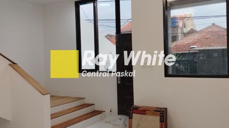 2 Rumah Bangunan Baru Nan Estetik di Kopo Permai Bandung
