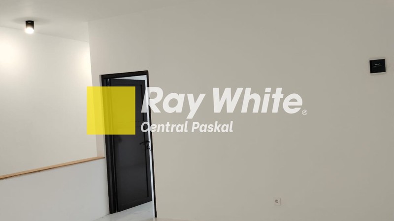 2 Rumah Bangunan Baru Nan Estetik di Kopo Permai Bandung