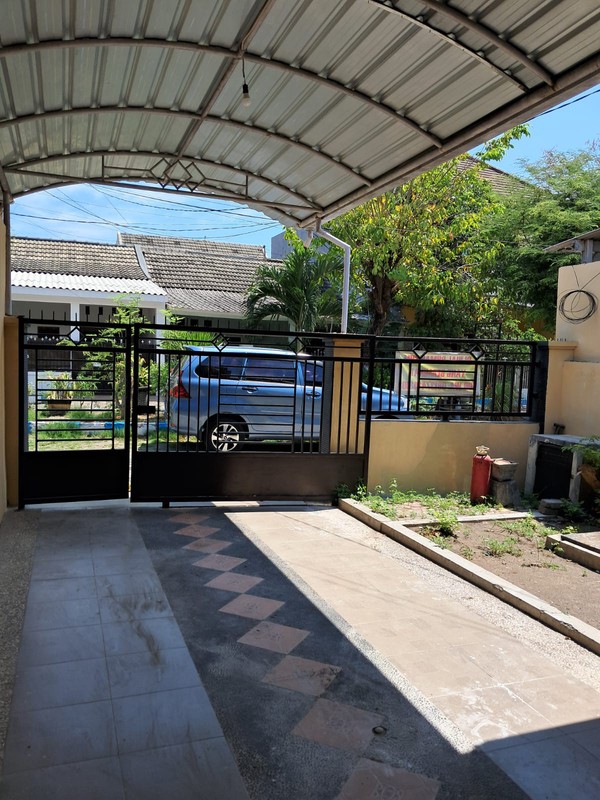 Dijual Rumah Siap Huni Strategis di Surabaya Utara