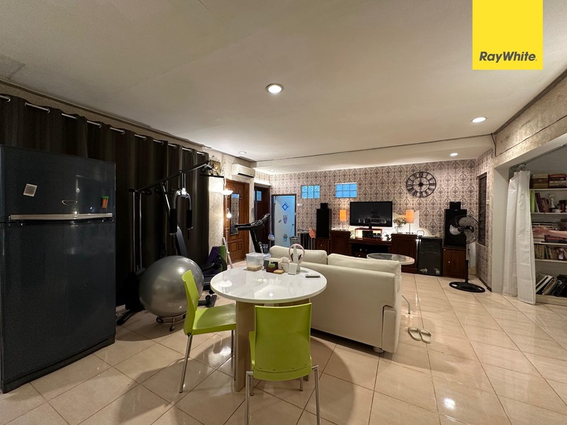 Dijual Rumah Dijalan Kesumba Surabaya Pusat