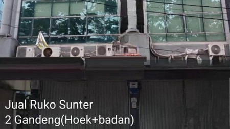Ruko Royal Sunter gandeng 5 lantai menghadap jalan utama bagus  