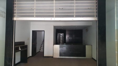 Ruko 2.5 lantai deretan Metro Sunter Plaza hadap Selatan ex bank 