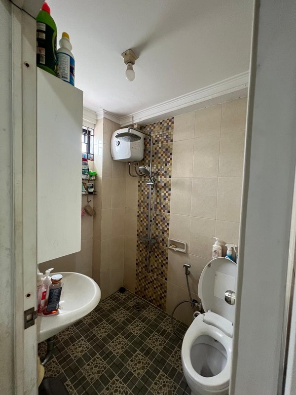 Rumah Rapih 3 Lantai  Griya Loka BSD city