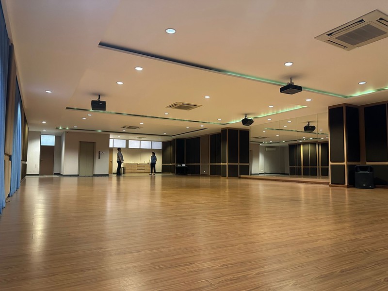 Dijual Gedung Strategis di Kawasan Proklamasi - Menteng