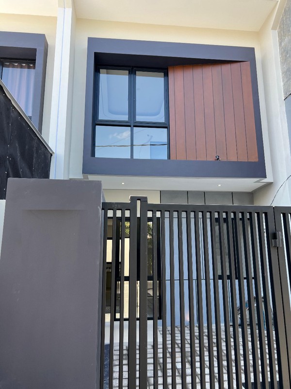 Dijual Rumah Baru Gress - Manukan, Surabaya Barat   Sisa 1 unit terakhir! Lokasi strategis, akses mudah, siap huni
