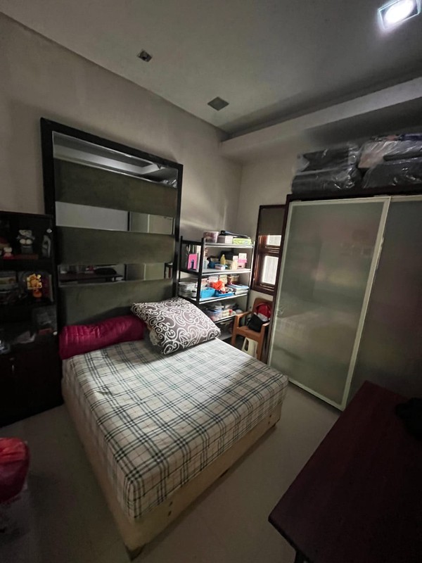 3 Milyar-an Luas 220 M2 Dijual Rumah Darmo Permai Timur - Dekat Madame Chang, Hr. Muhammad, Pasar Modern Puncak Permai, Pakuwon Mall, Akses Tol Satelit