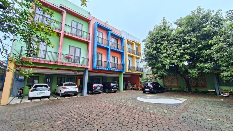 Gedung Kost Jl. Kebon Besar, Gandaria Selatan, Cilandak. Jakarta Selatan