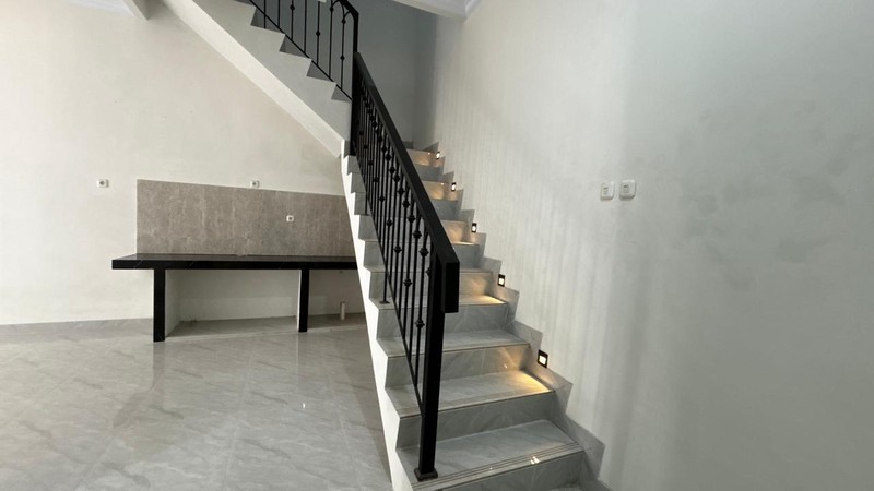 Rumah Baru 2 Lantai Cluster Mewah Minimalis di Jagakarsa Jakarta Selatan