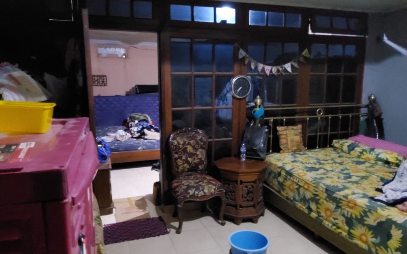 Rumah Akses Jalan 3 Mobil Lokasi Strategis daerah Komersil di Tebet Barat Jaksel
