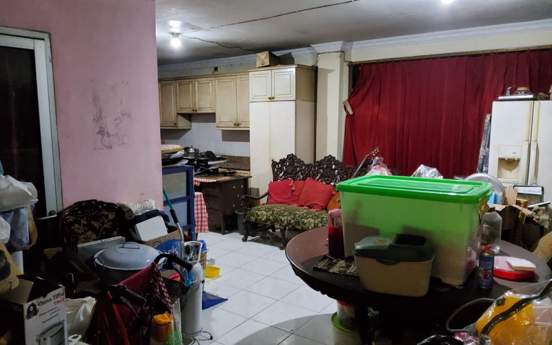 Rumah Akses Jalan 3 Mobil Lokasi Strategis daerah Komersil di Tebet Barat Jaksel