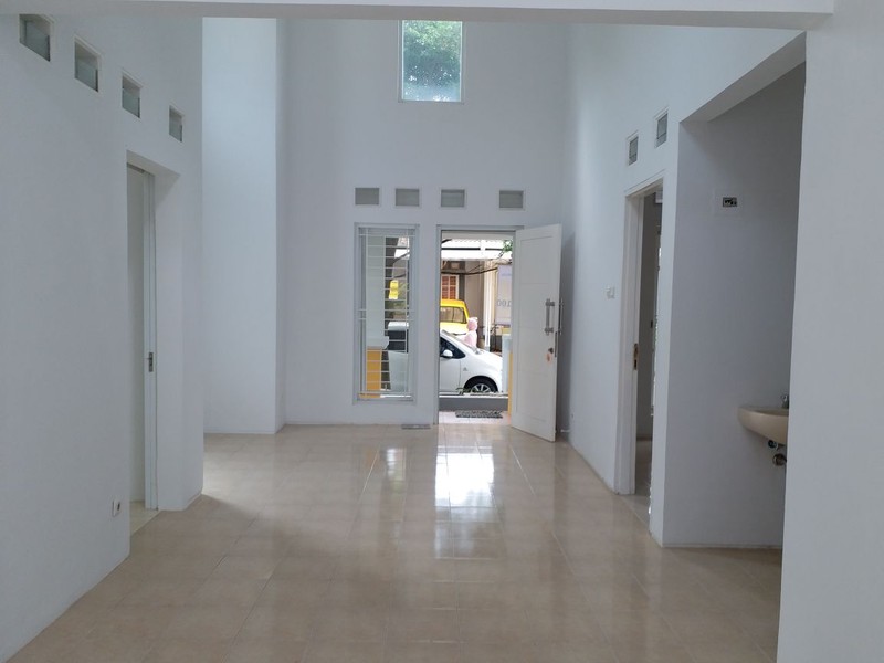 Rumah Siap Huni, Lokasi Strategis, dan Hunian Nyaman @Althia Park, Graha Bintaro.