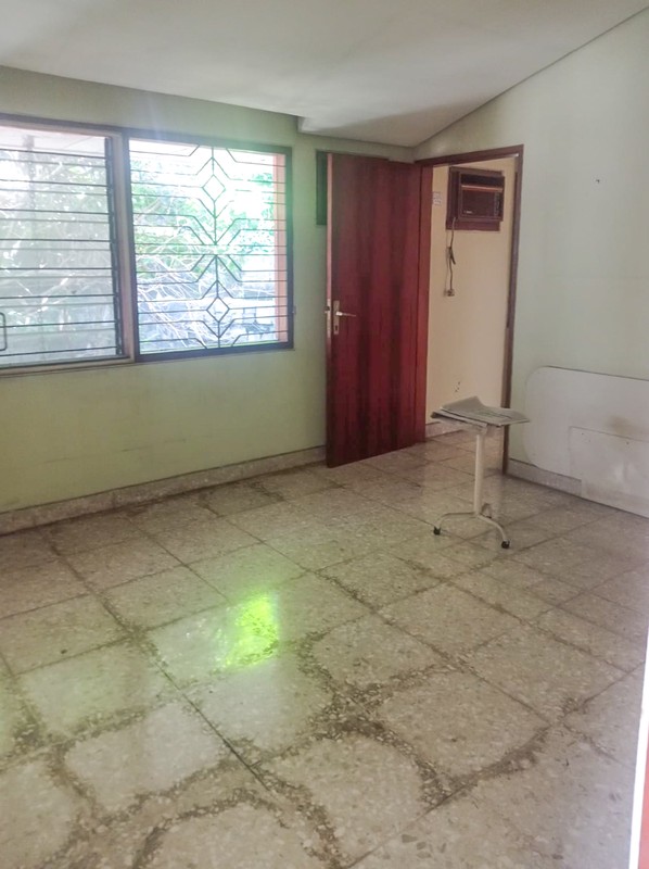 Rumah Mewah Klasik di Pondok Indah, dekat Cilandak Cipete Kemang