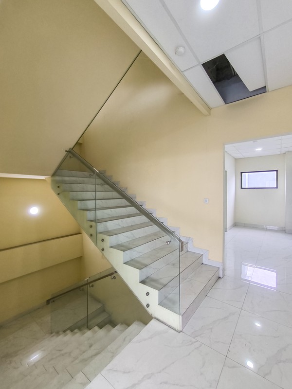 Gedung Perkantoran Siap Pakai dan Lokasi Strategis @Pondok Pinang.