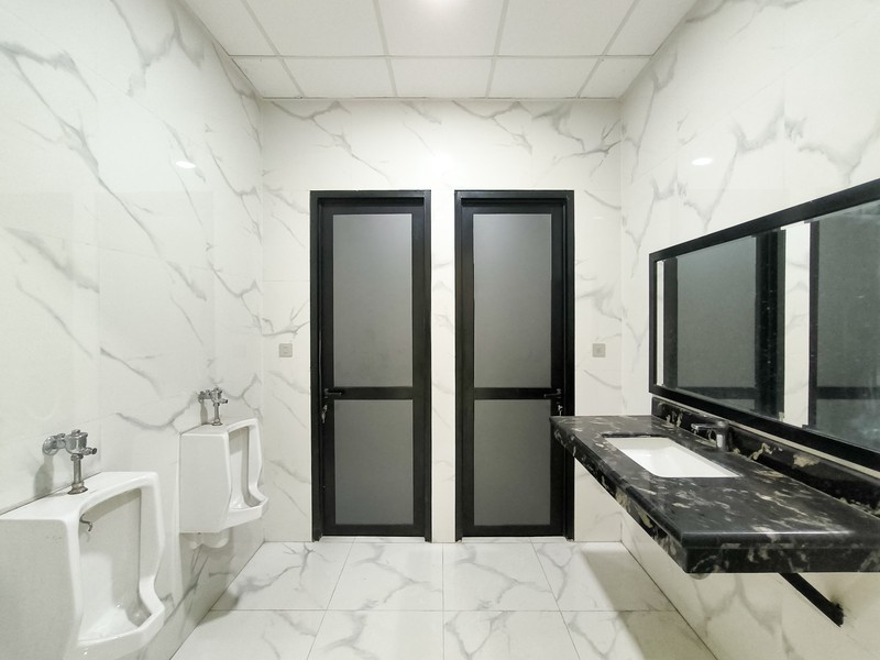 Gedung Perkantoran Siap Pakai dan Lokasi Strategis @Pondok Pinang.