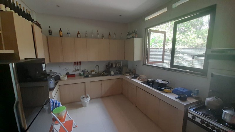 Rumah Besar  Nyaman, Villa Trinity Kampung Daun - Sersan Bajuri Bandung 