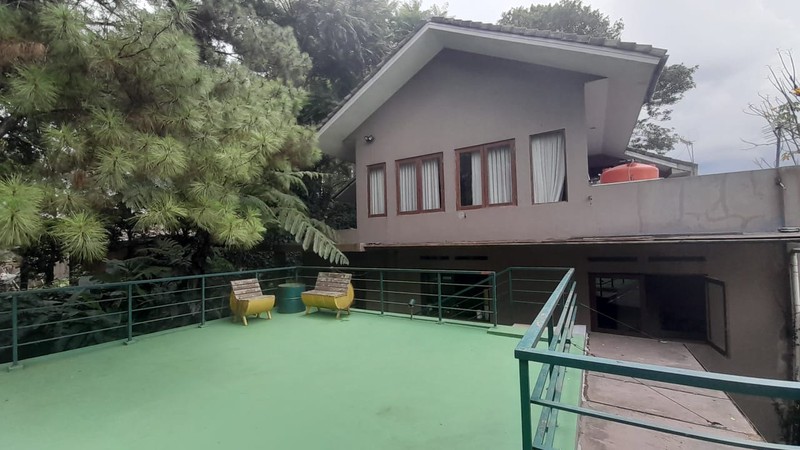 Rumah Besar  Nyaman, Villa Trinity Kampung Daun - Sersan Bajuri Bandung 