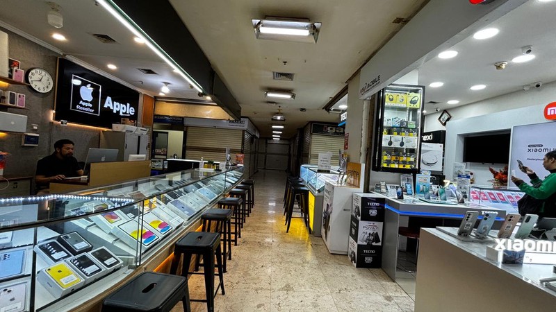 Kios Luas 9 m2 Di Lantai 3, ITC Kuningan, Jakarta Selatan