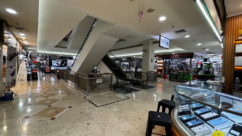 Kios Luas 9 m2 Di Lantai 3, ITC Kuningan, Jakarta Selatan