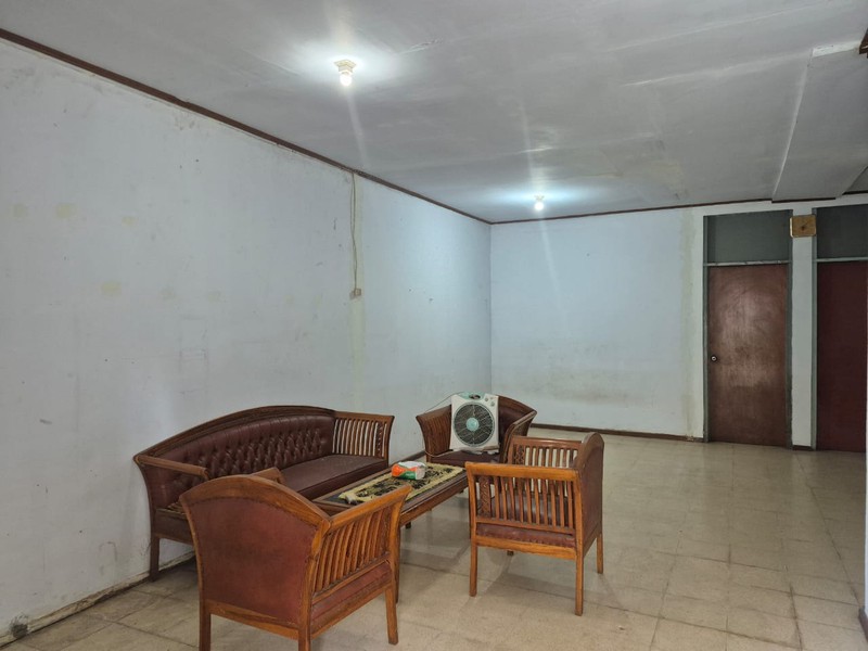 Dijual Rumah Kayu Putih Utara
