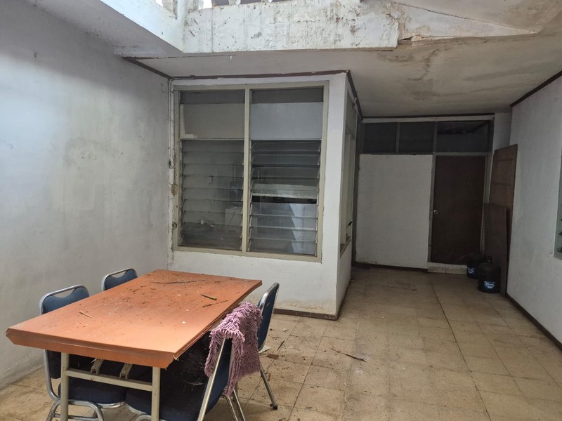 Dijual Rumah Kayu Putih Utara