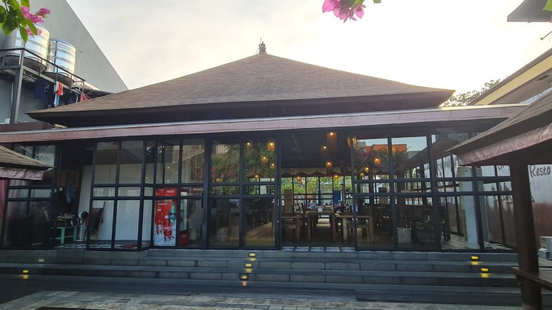 Dijual Bangunan Komersil lokasi Super Strategis di Tebet