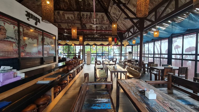 Disewa Bangunan Komersil lokasi Super Strategis di Tebet