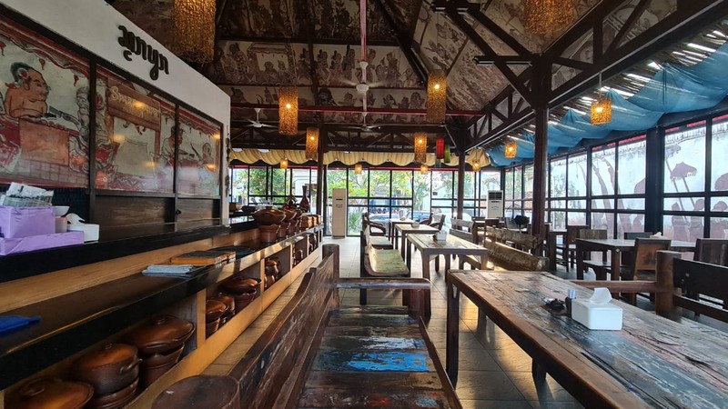 Disewa Bangunan Komersil lokasi Super Strategis di Tebet