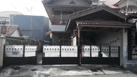 Rumah Kost 2 Lantai 11 Kamar di Mampang Prapatan Jaksel