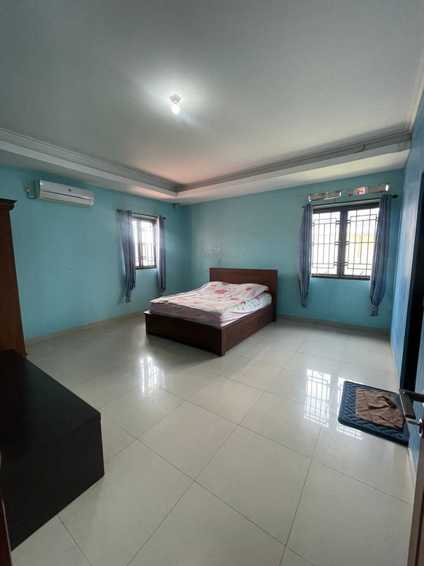 Rumah 2 Lantai Istimewa di Hook dalam Cluster Alamanda 2 Grand Depok City