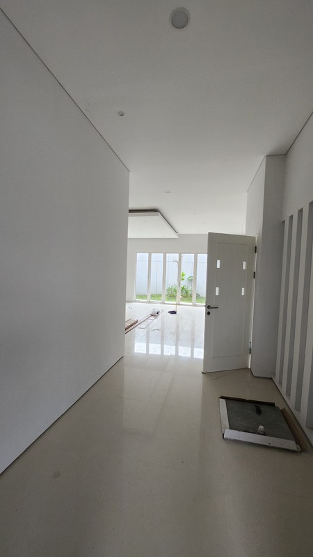 Dijual Rumah strategis surabaya barat
