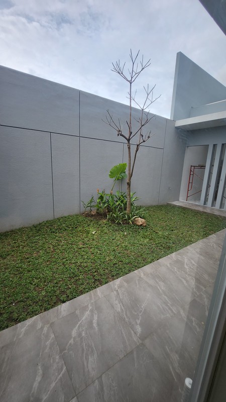 Dijual Rumah strategis surabaya barat