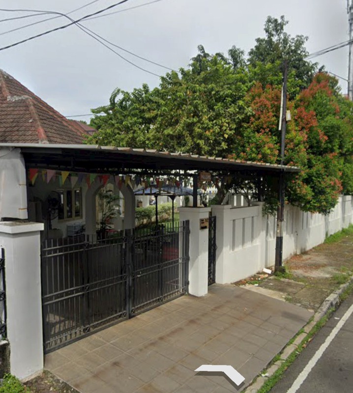 Rumah siap huni di Menteng, Jak Pus